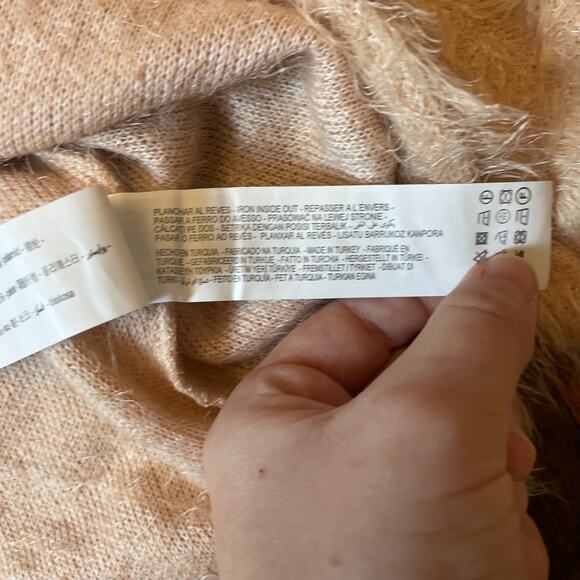 Zara Peach Furry Funky Indie Boho Long Sleeved Sweater Size S - Picture 9 of 10